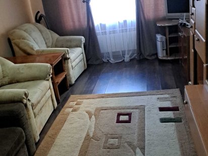 Вільно! Подобово. Пр. Свободи,37, 1-кімнатна. Поруч Обласної лікарні Ужгород