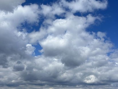 Апартаменти на бульварі Шевченко.Поруч охораняєма парковка. Черкаси