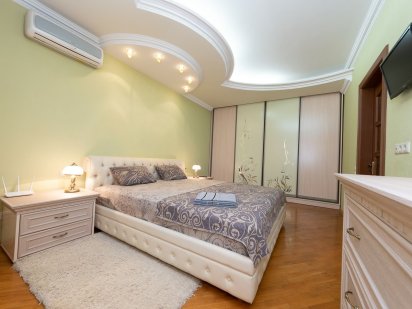 Подобово 2-комн люкс 2 спальни Позняки, Григоренко, 28 Киев