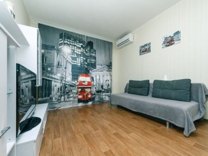 Квартира 1-к люкс подобово погодинно метро Осокорки Позняки River Mall Киев