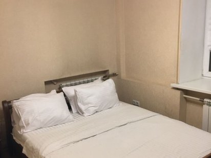 бульвар Лесі Украінки,14 подобово.метро Палацу Спорту Киев