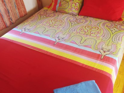 Подобово. Поряд з Макдональдсом Винница