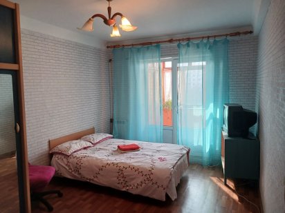 Посуточно 1к метро Лесная, Дарынок Київ