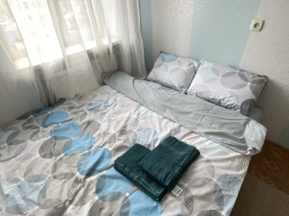 Сдам Посуточно Центр, Вокзал, Старомостовая, 2. 5-спальных мест. Дніпро