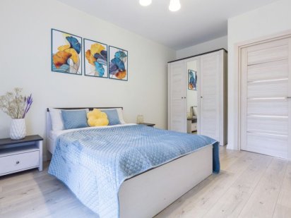 Пр.Чорновола, Авалон, Ашан, Форум є балкон і парковка Львов