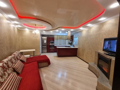 Погодинно, подобово 2к кв на Осокорках з двомісним джакузі та каміном. Киев