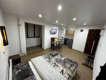 Погодинно/подобово 1к квартира, м. Лісова 5 хв Киев