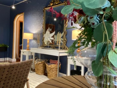 VIP квартира з 2 спальнями на Руставі. Для броні дзвонити або viber