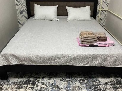 Вільна 2 кімнатна квартира в центрі міста, площа Фістівальна