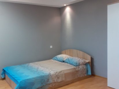 ТЦ Квадрат, 1к подобово Воскресенка Київ