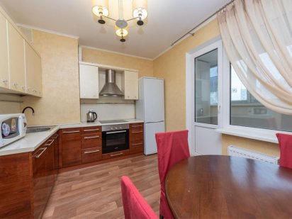 Акція ! Подобово однокімнатна квартира на Урлівській Киев