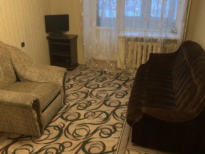 Здаю подобово місяць два Київ  5 спал  Верховинна Київ