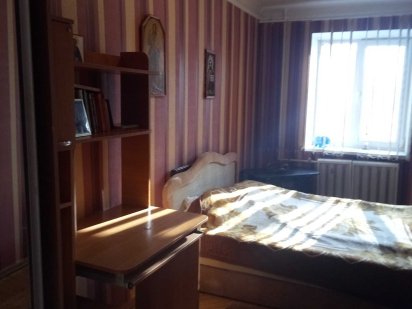 Сдаю   2к квартира с разд.комнатами  ,метро Дарница,м.Черниговская Київ