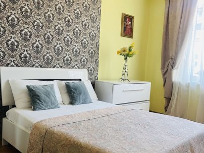 Подобово, погодинно оренда 2 квартири між центром і жд Львів