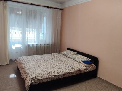 Проспект Берестейський 79 1-к подобово,метро Святошино Київ