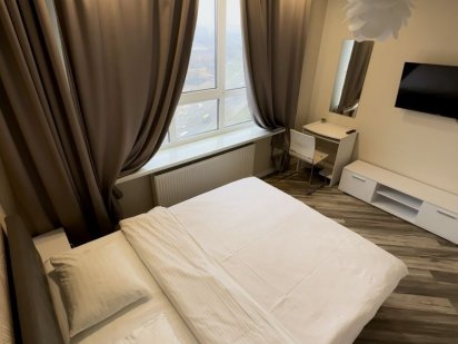 VIP !! Посуточно! Возле метро Бориспольская 5 минут , 10 Вырлица Київ