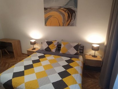 Стильна квартира подобово між вокзалом і центром Львів