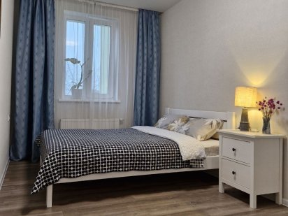 2х кімнатна подобово м. Індустріальна Харьков