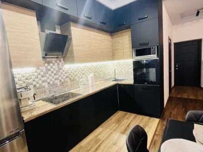 Посуточно 2к квартира площадь Поэзии Харьков