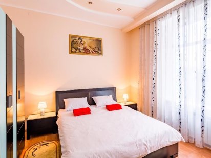 Подобово 3-к LUX Площа Ринок Львов