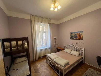 Подобова оренда двокімнатноі квартири Львов