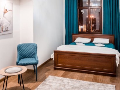 Оренда квартири подобово Львів площа Міцькевича Львов