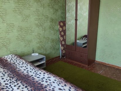 Речовий ринок, квартира подобово Шаровечка