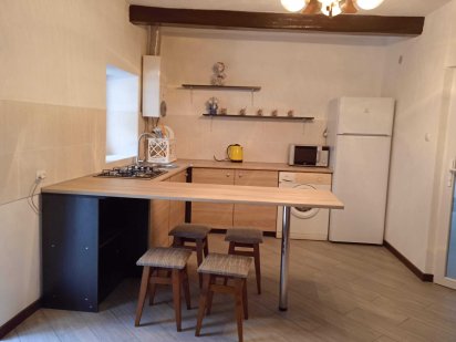 Подобова оренда  будинку біля терм.басейнів в м.Берегово Берегове