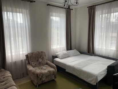 Затишний будинок подобово, евроремон, Різдвяна 196, в районі Зеленоі. Черкаси