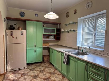 Сдам  дом м Демеевская м Голосеевская Киев