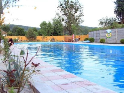 Коттедж-сруб для отдыха на 15 чел.,  Львов Львов