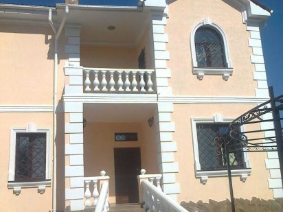 Классный большой дом с бассейном, сауной, бильярдом--рядом море! Одесса