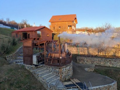 Еко-будинок в Сваляві для відпочинку Berdo Svaliava, оренда котеджу. Свалява