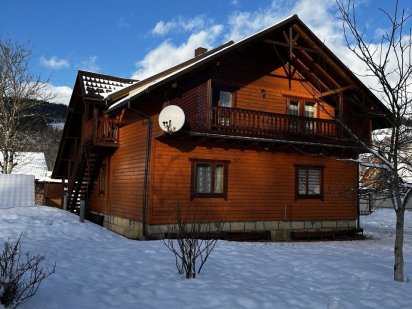 Садиба KAPLIVEC у селі Микуличин Микуличин