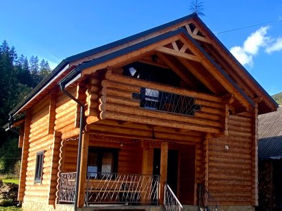 Садиба "Файна хатина"  Відпочинок у Ворохті Ворохта