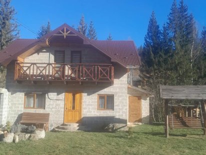 Котедж  Рідна Хата. Микуличин