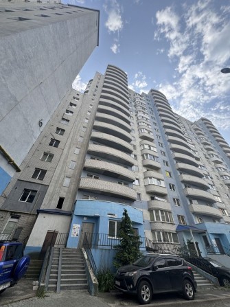 Продаж 3 кімнатна квартира Білогородська 51 104м Боярка - фото 1