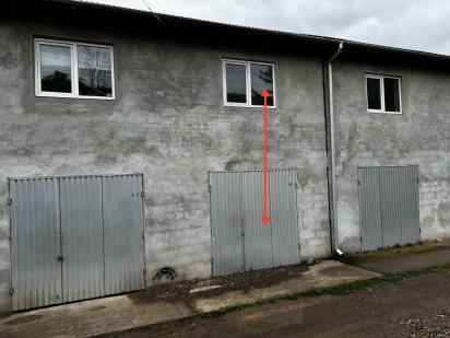 Гараж в Коломиї. Два поверхи. Коломыя