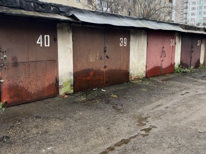 Продам два гаража. Дорого. Івано-Франківськ