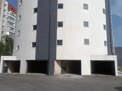 Гараж 20м.кв. в центрі по вул.Тобілевича 4 (Грушевського) Черкассы