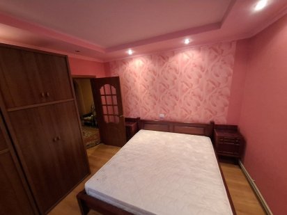 Продам 3х.комн.кв. Левый берег 11 МКРН с ГАО Каменское