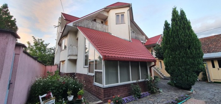 Приватний будинок в Росвигові - фото 1
