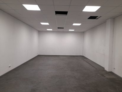 Приміщення вільного призначення 70 кв. від власника! Велика Кільцева 4а/АШАН