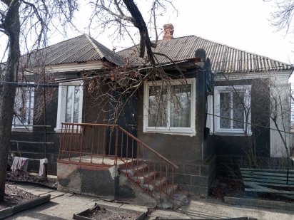 Продам дом, г. Счастье, под ремонт, 88 кв.м. Луганськ