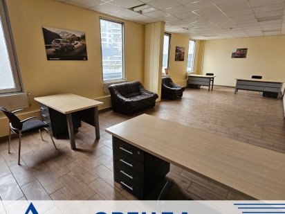 Орендна офісних приміщень в м.Луцьку по вул. Карпенка-Карого, р-н Срібних Лелек).