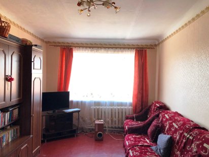 Продам 3 к.квартиру,в центрі міста,пр.Миру,20 Конотоп