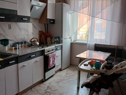 Продам 3 кімн.квартиру в центрі міста Лозова