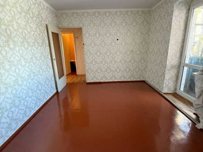 Продаю уютную и очень теплую 2х комнатную квартиру г Мерефа р-н дрп Мерефа