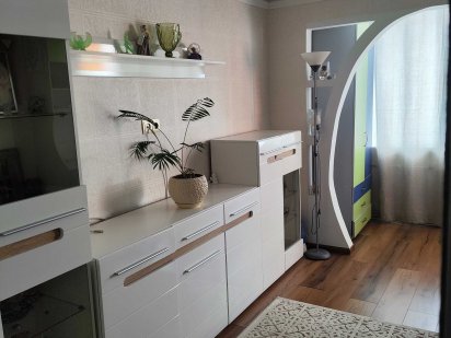 Продаю чудову 3-х кімнатну квартиру в м Українка Київська обл. Новая Украинка