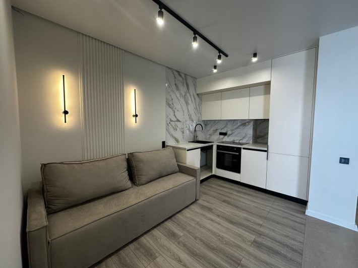 Продаж 1-к квартири Сім'ї Крістерів вул.14 ЖК Варшавський Мікрорайон - фото 1